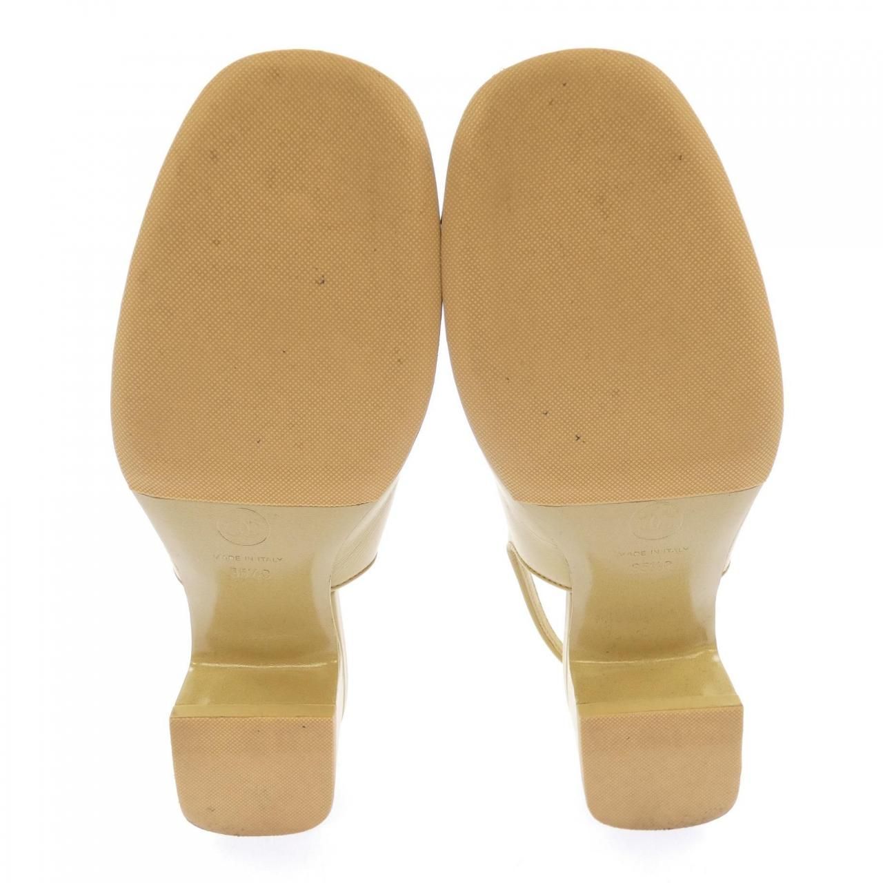 Chanel Slingback Pumps Heel — view 4