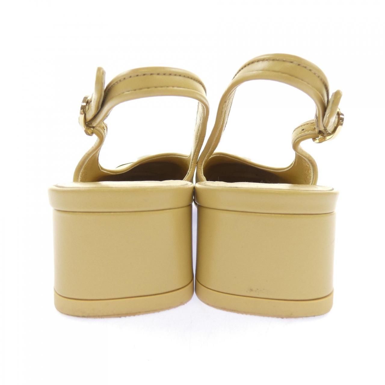 Chanel Slingback Pumps Heel — view 5