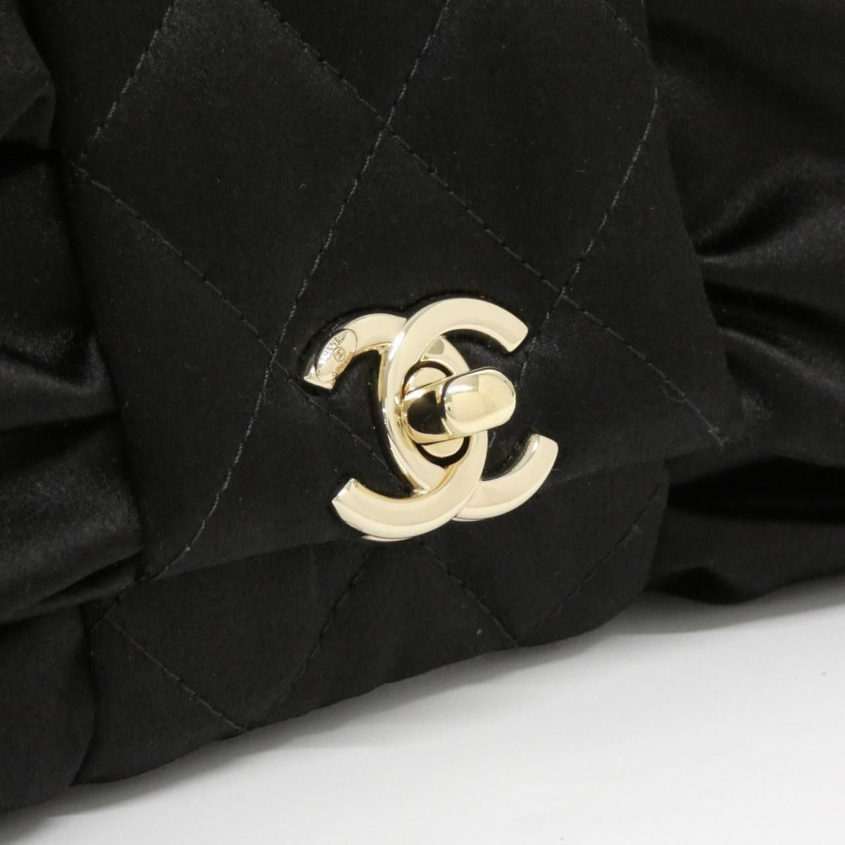Chanel Shoulder Bag Black — view 4