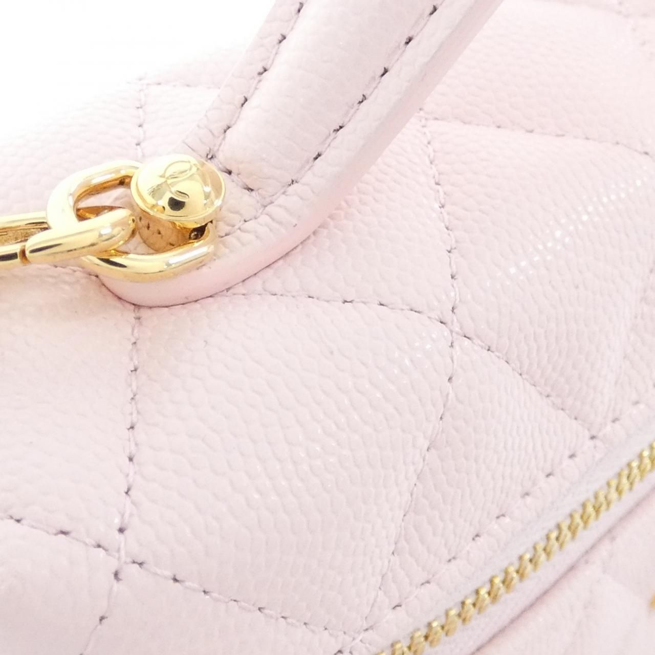 Chanel Bag Handbag Pink — view 5