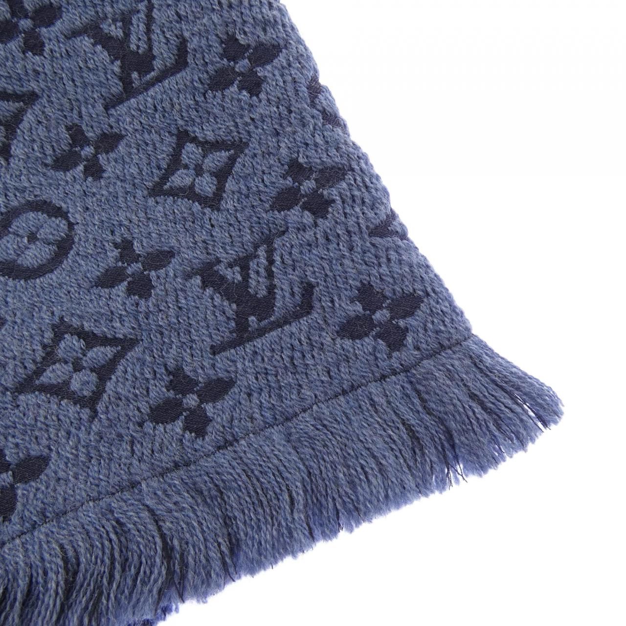 Louis Vuitton Monogram Classic Scarf — view 2