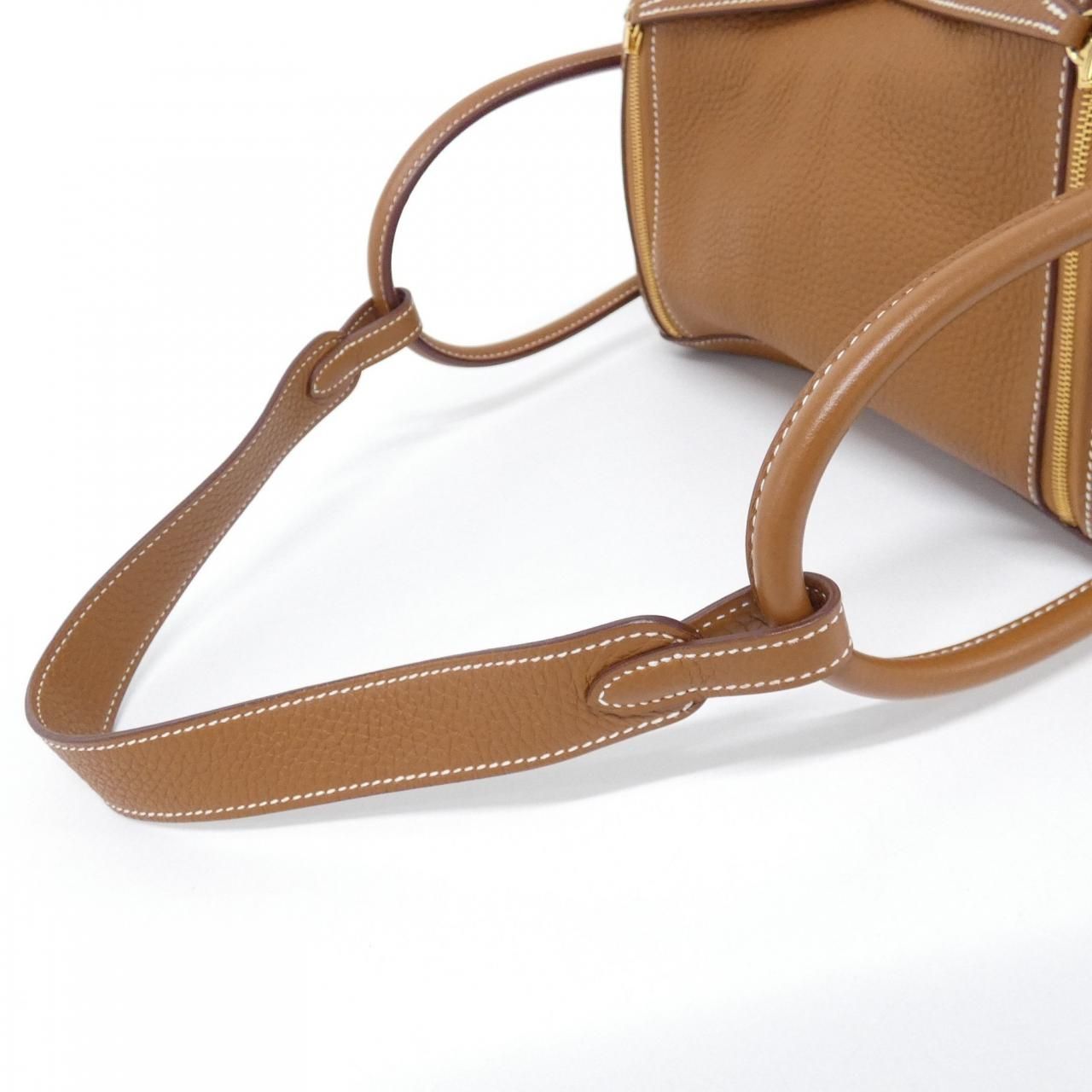 Hermes Lindy 26 Shoulder Bag — view 6