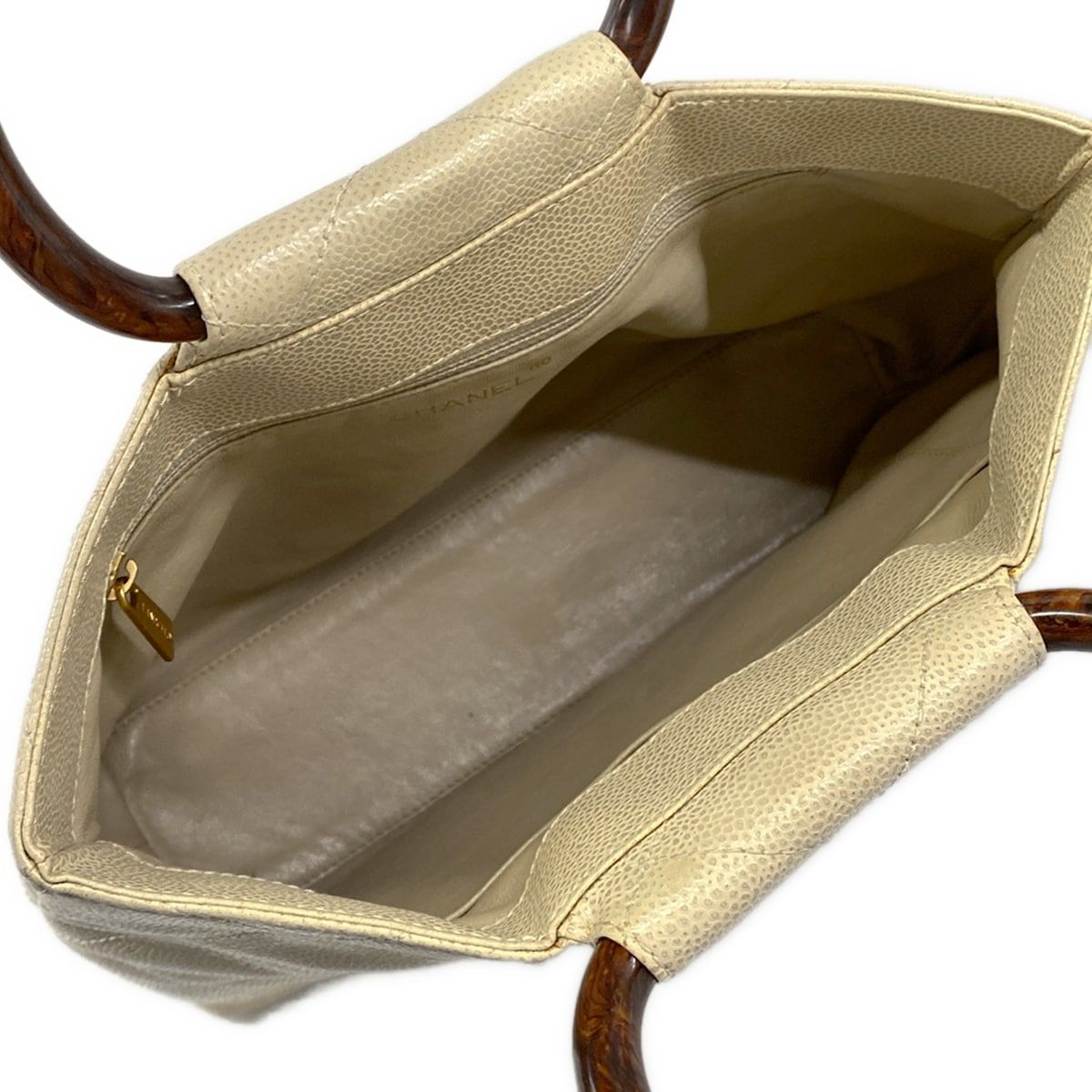 Chanel Handbag Quilted Beige Wood Handle — view 7