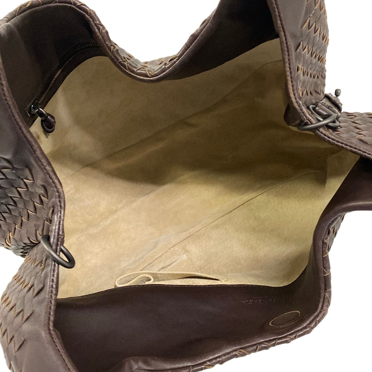 Bottega Veneta Tote Bag Medium Campana Dark Brown Leather with Key Hook — view 7