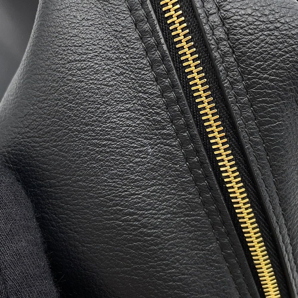 Balenciaga Shoulder Bag Carry Medium Black — view 6