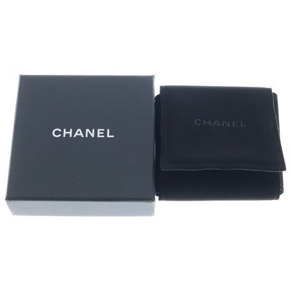 Chanel CC Logo Brooch Pin Badge Gold — view 6