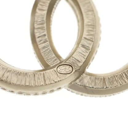 Chanel CC Logo Brooch Pin Badge Gold — view 5