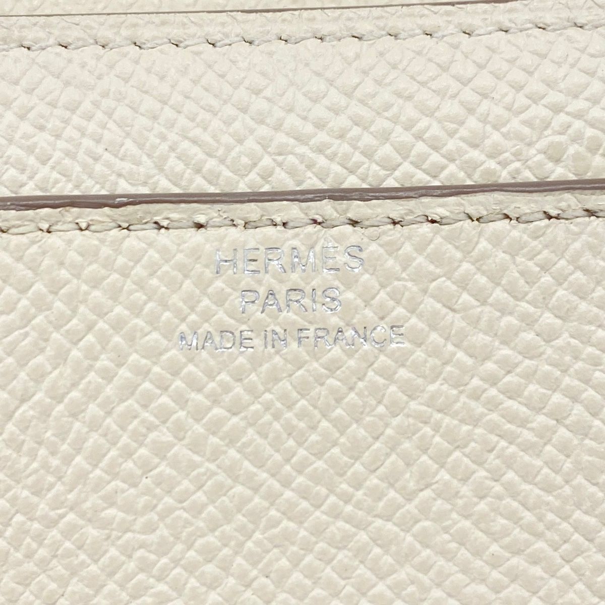 Hermes Wallet on Chain Constance to Go Veau Epsom Craie Silver Shoulder Bag — view 5