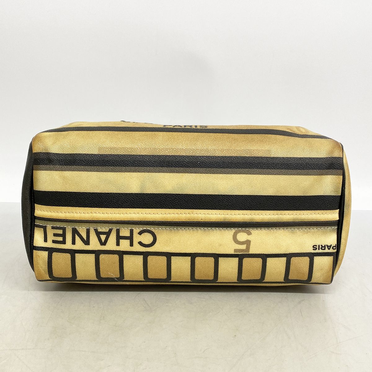 Chanel Handbag Central Station Beige Silver — view 3