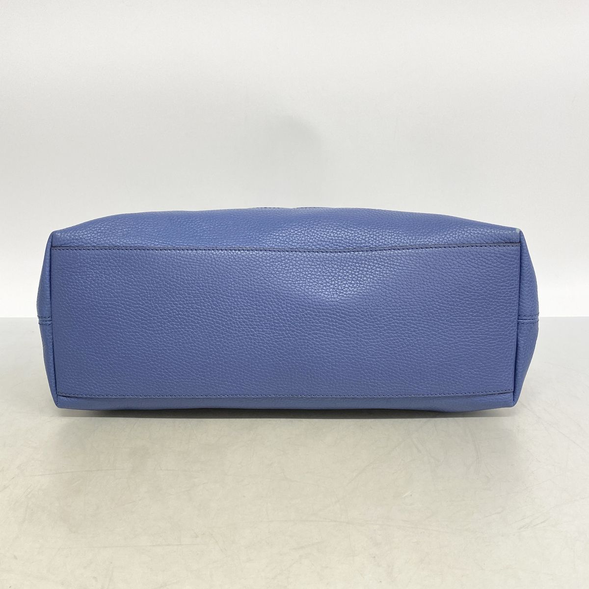 Gucci Shoulder Bag Soho Leather Blue Champagne Gold — view 3
