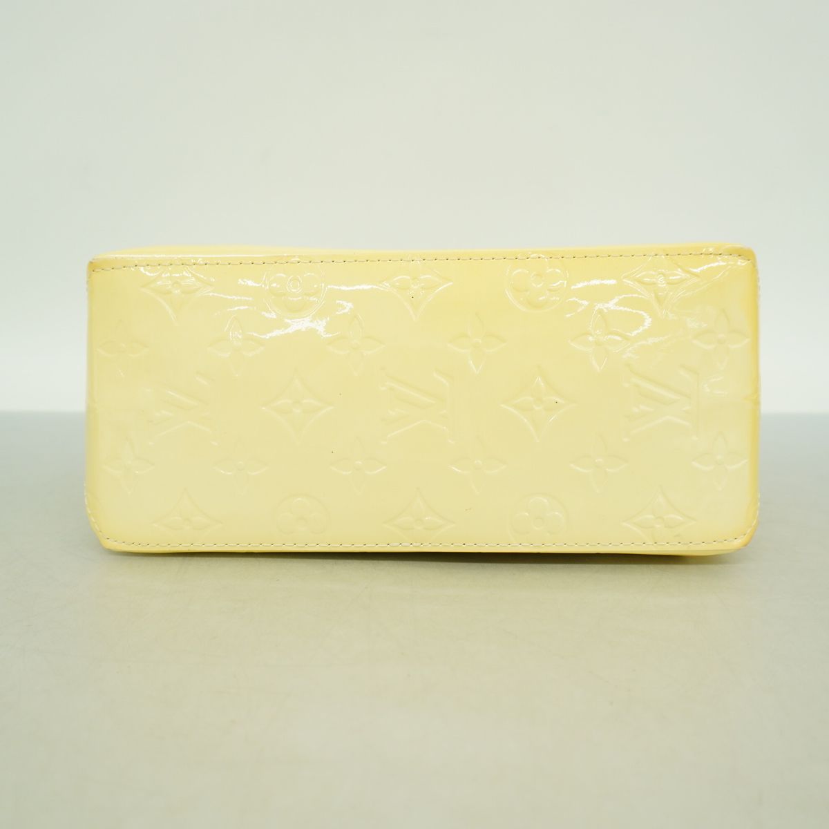 Louis Vuitton Handbag Vernis Reade PM Perlee — view 3