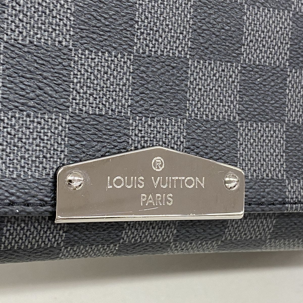 Louis Vuitton Shoulder Bag Damier Graphite District PM Black Gray — view 7