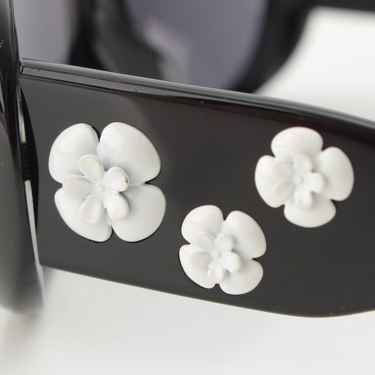Chanel Camellia Sunglasses Eyewear Black — view 6