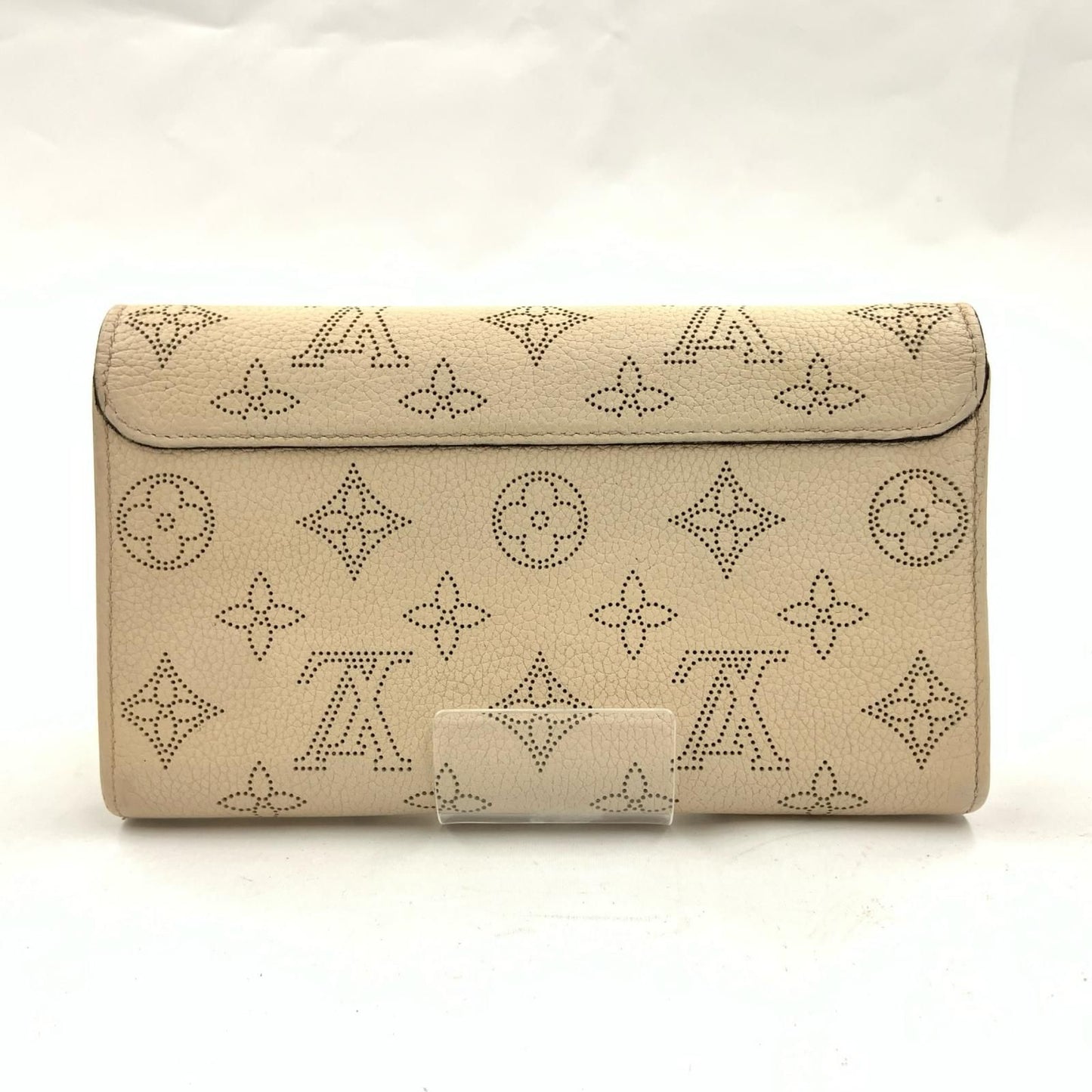 Louis Vuitton Mahina Portefeuille Iris Bifold Wallet Ivory — view 3