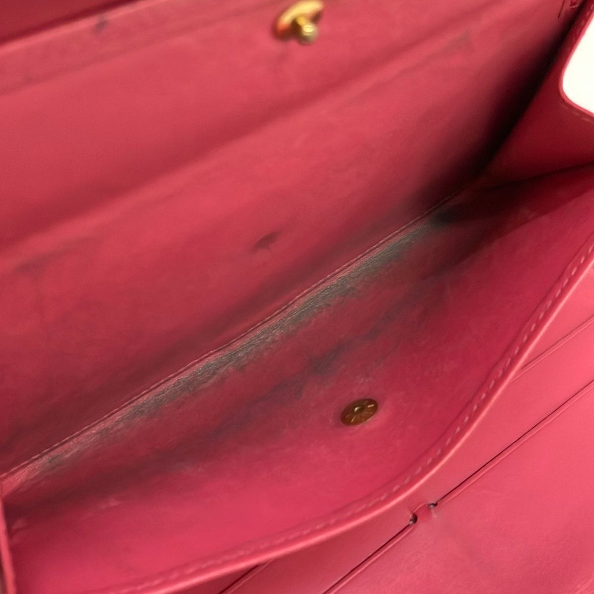 Louis Vuitton Wallet Monogram Vernis Porte Tresor International Framboise — view 4