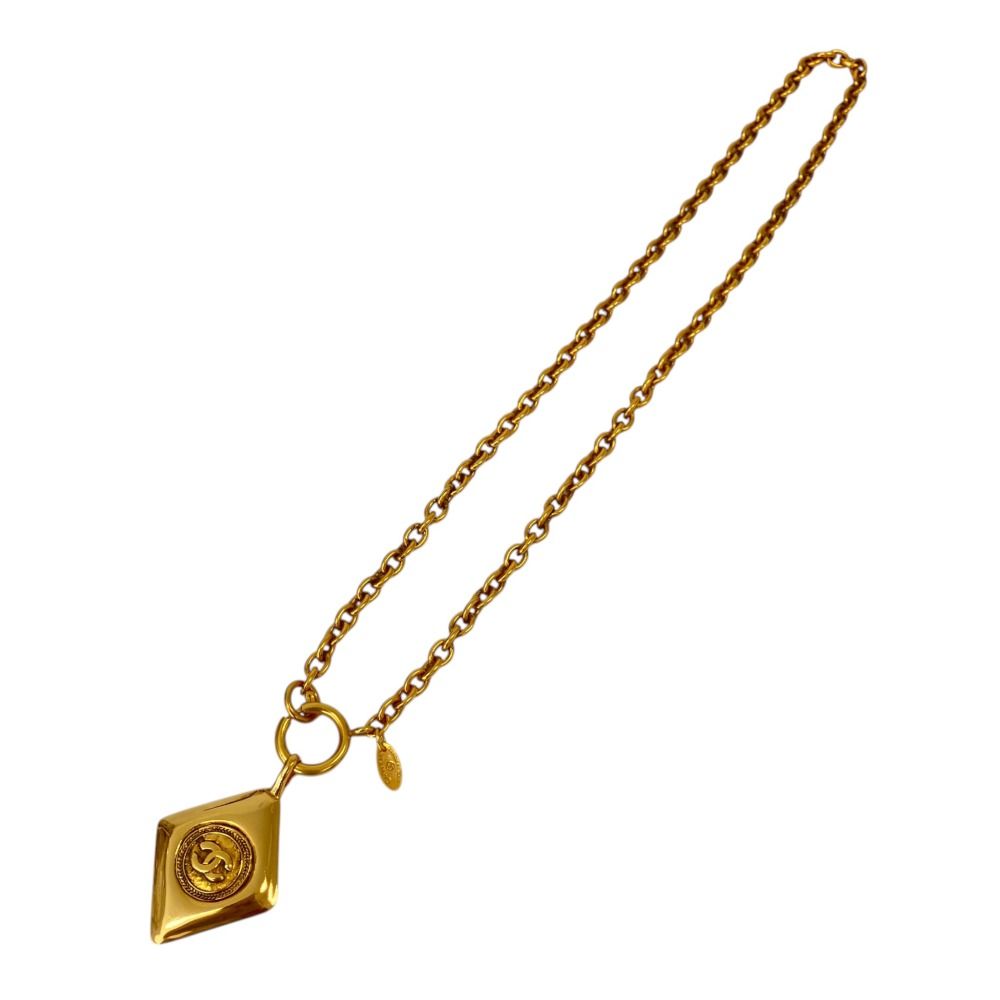 Chanel CC Logo Diamond Motif Chain Necklace Gold — view 2