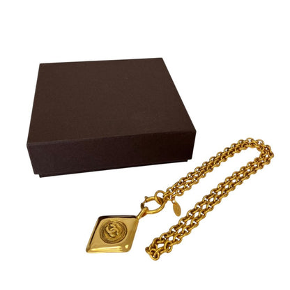 Chanel CC Logo Diamond Motif Chain Necklace Gold — view 6