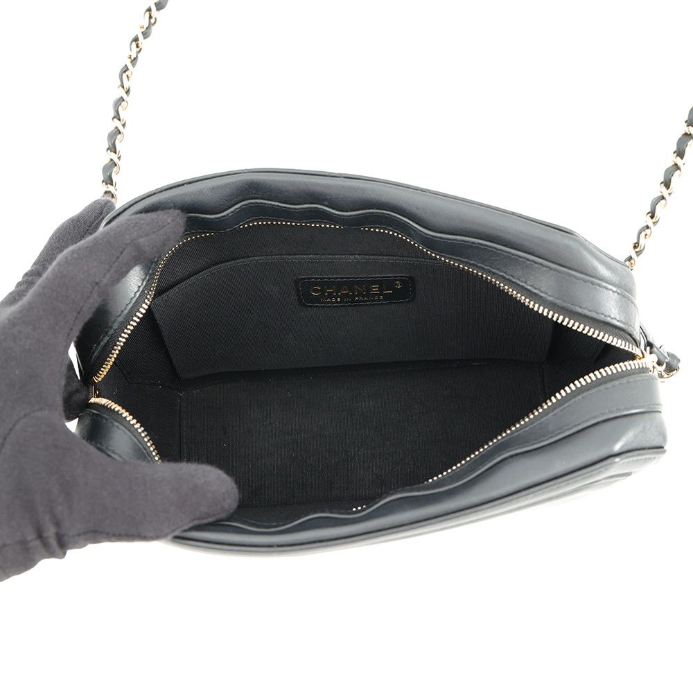 Chanel Chain Shoulder Bag Octagon CC Logo Lambskin Black — view 5