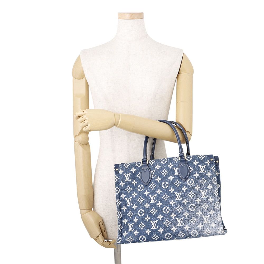 Louis Vuitton Tote Monogram Jacquard Denim On The Go MM 2-Way Handbag — view 4