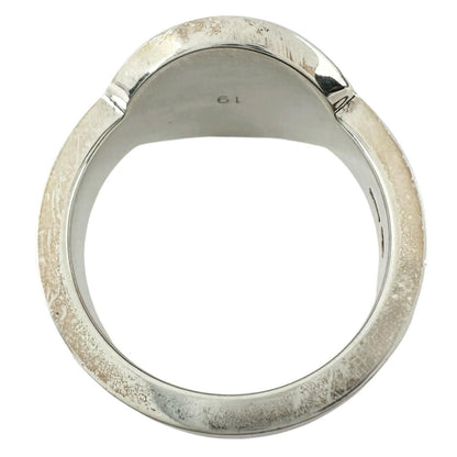 Gucci Trademark Oval Logo Silver Ring — view 2