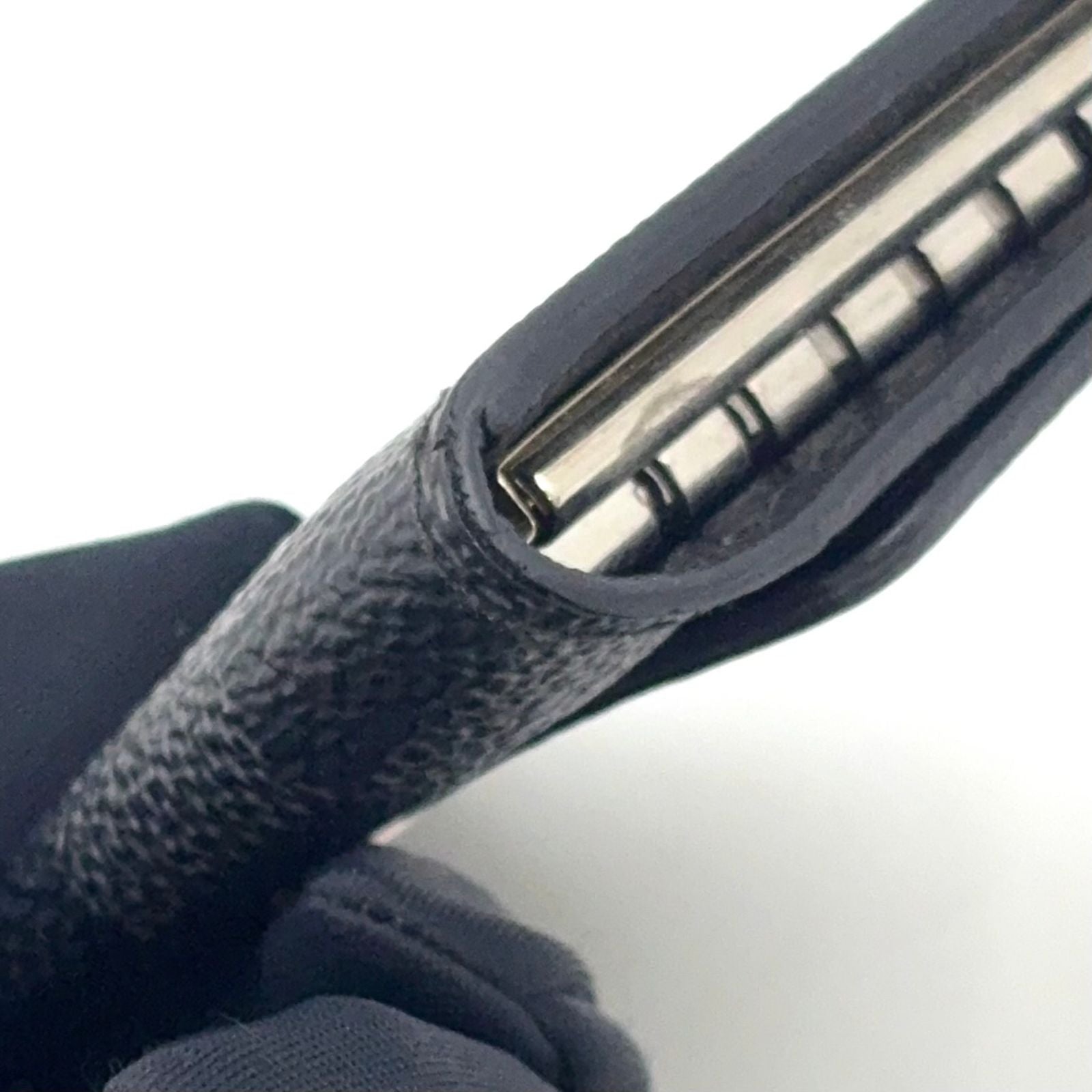 Louis Vuitton Multicles 6 Damier Graphite Leather Black Key Case Silver Key — view 6
