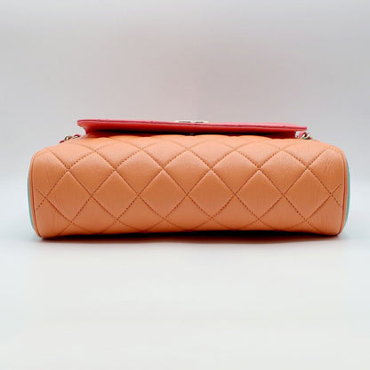 Chanel Shoulder Bag Multicolor Gold Leather CC Logo — view 5