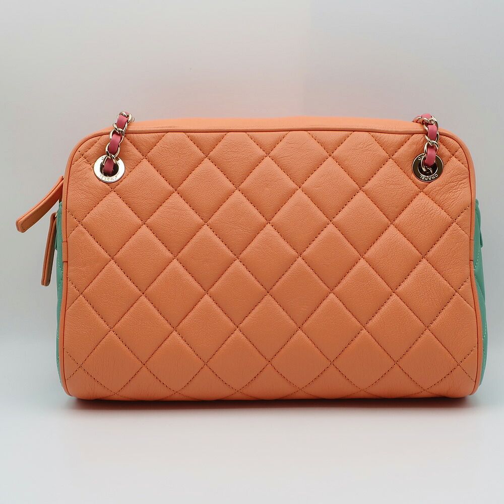 Chanel Shoulder Bag Multicolor Gold Leather CC Logo — view 2
