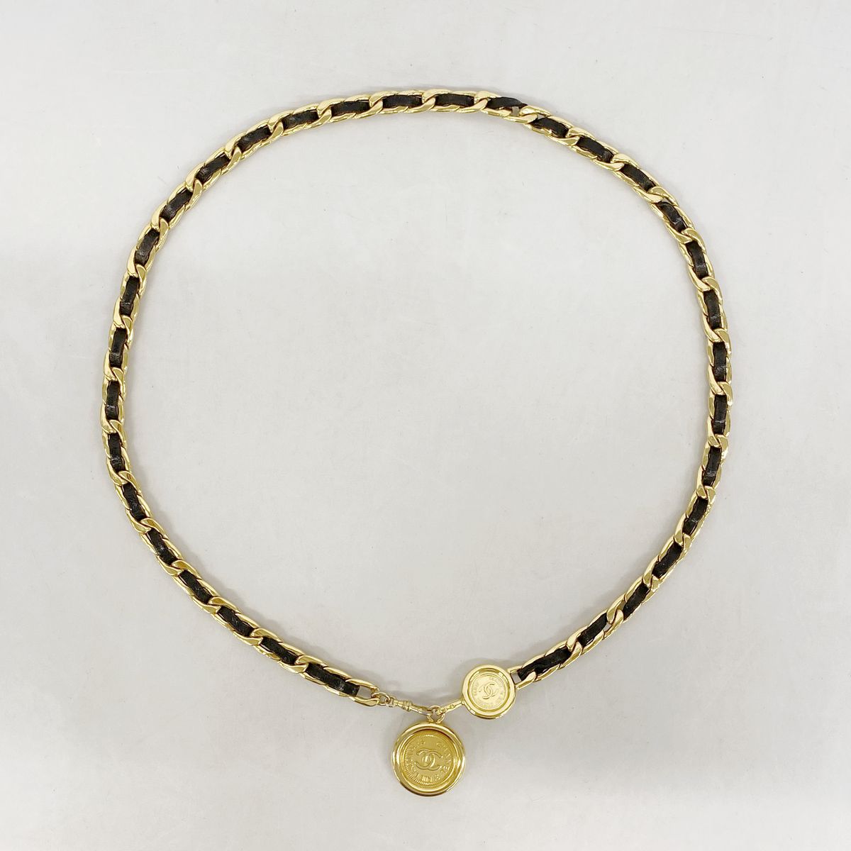 Chanel Belt Leather Gold Black — view 7