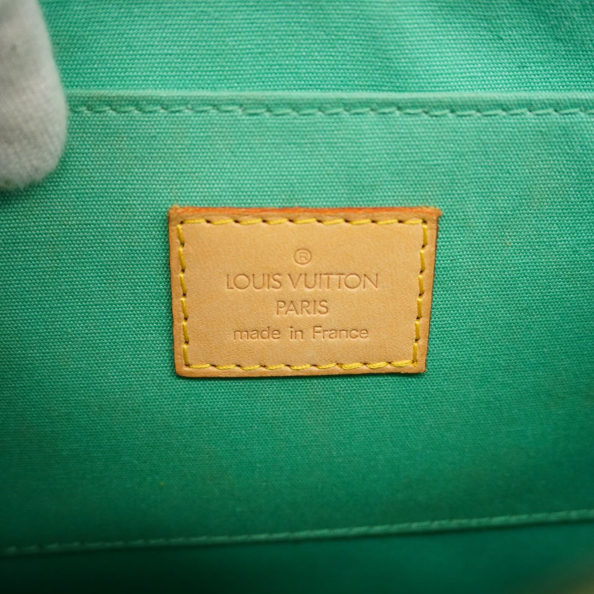 Louis Vuitton Handbag Vernis Biscayne Bay PM Peppermint — view 5