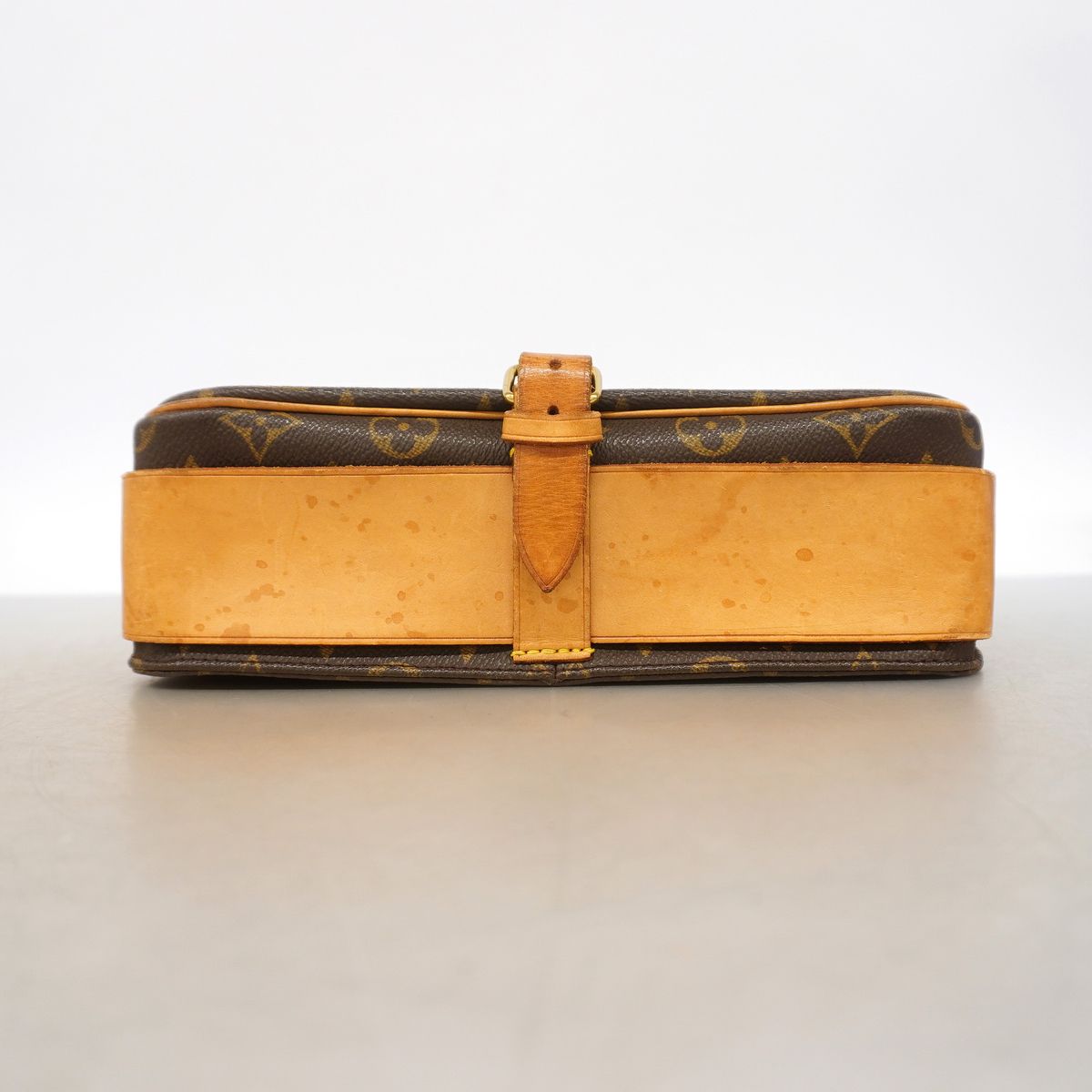 Louis Vuitton Shoulder Bag Monogram Cartouchiere GM Brown — view 3