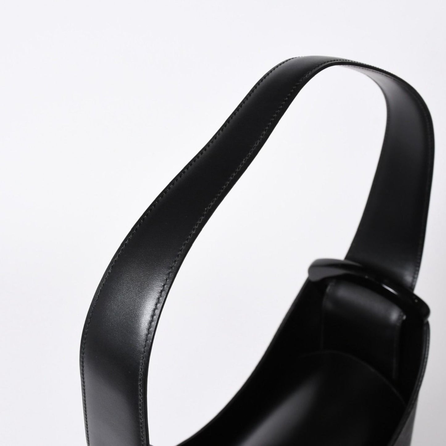 Louis Vuitton Verso Bag Epi Leather Black — view 6