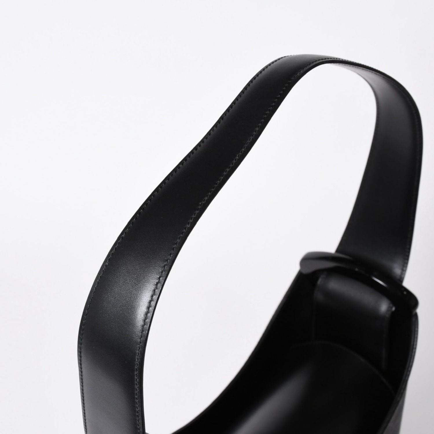 Louis Vuitton Verso Bag Epi Leather Black — view 6