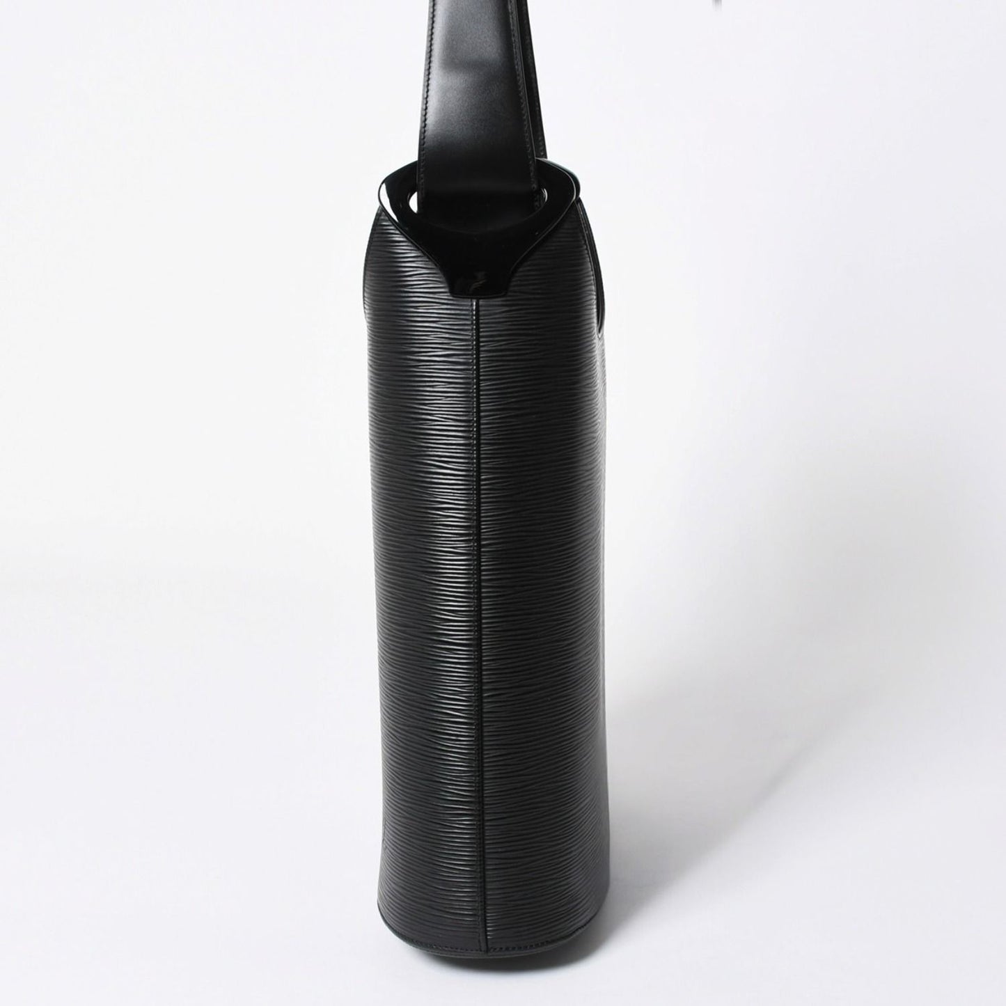 Louis Vuitton Verso Bag Epi Leather Black — view 4