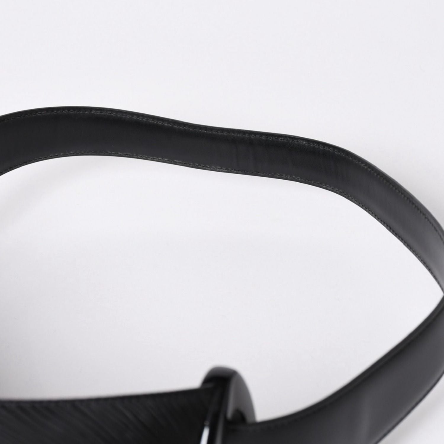Louis Vuitton Verso Bag Epi Leather Black — view 8