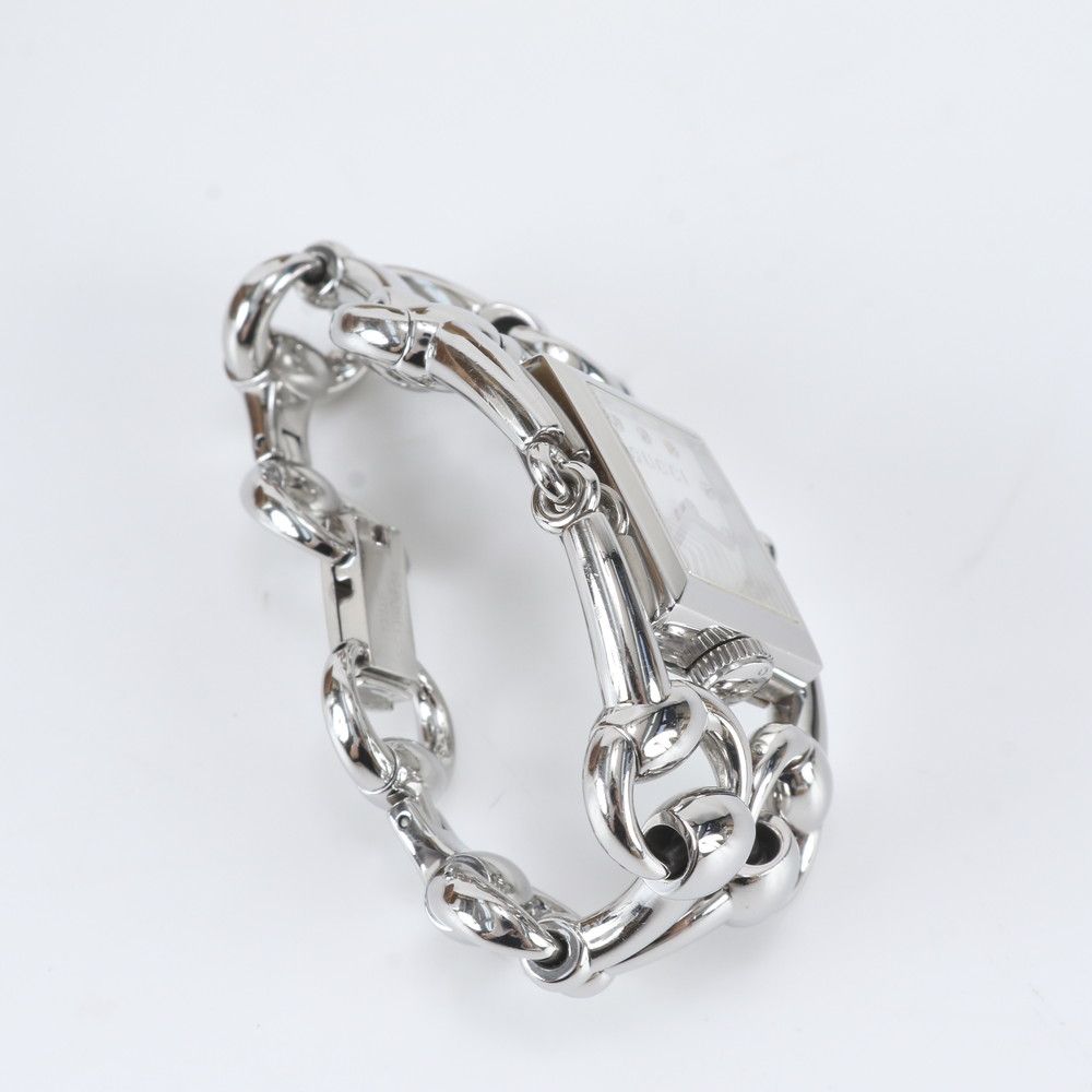 Gucci Signoria Diamond Shell Watch Silver — view 4