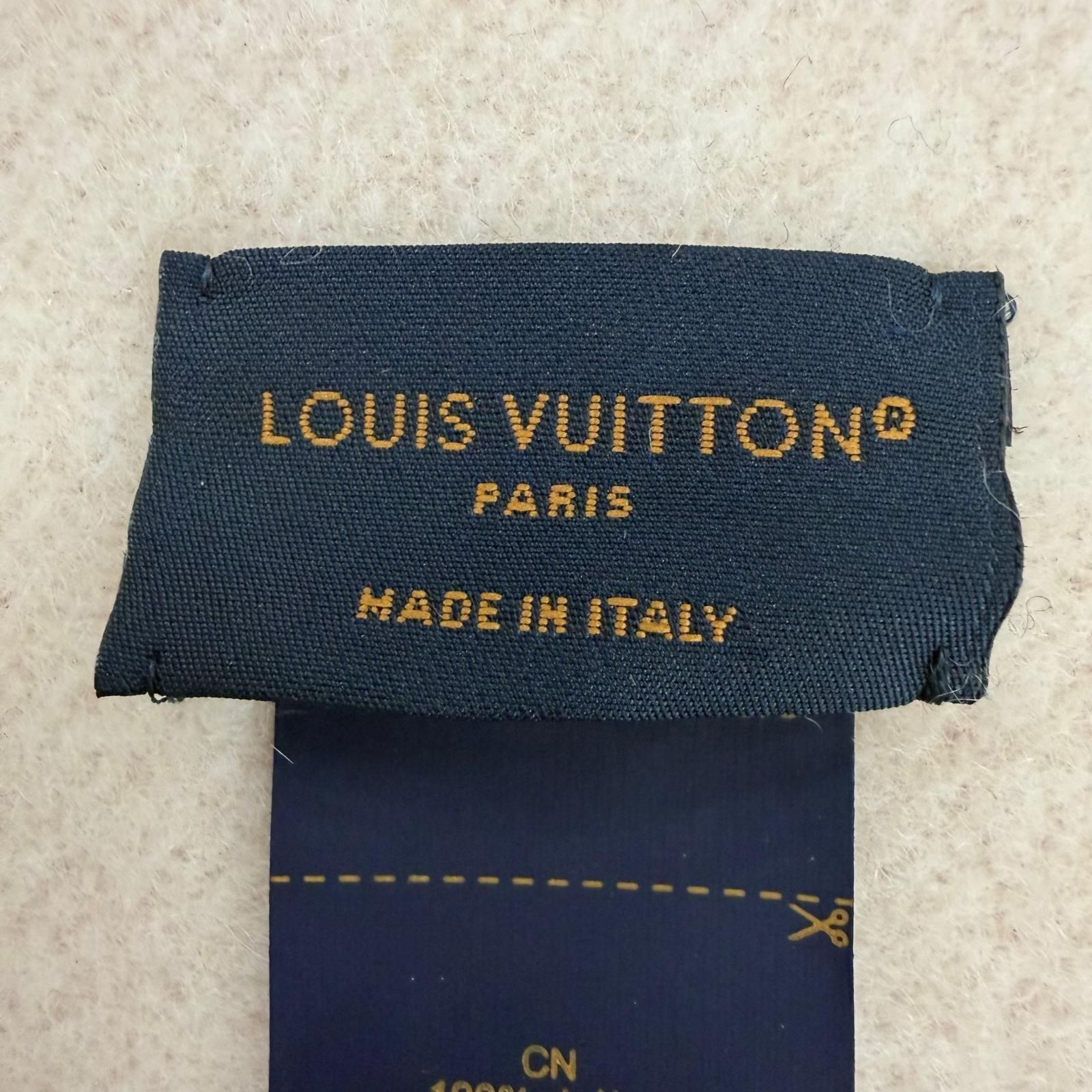 Louis Vuitton Scarf Reykjavik Gradient Cashmere 100% Rose Gray — view 6