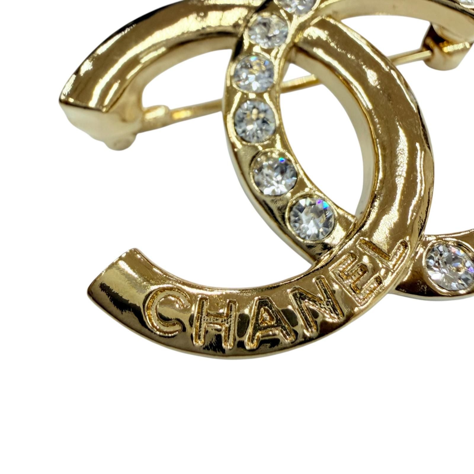 Chanel Metal CC Logo Rhinestone Brooch Gold — view 6