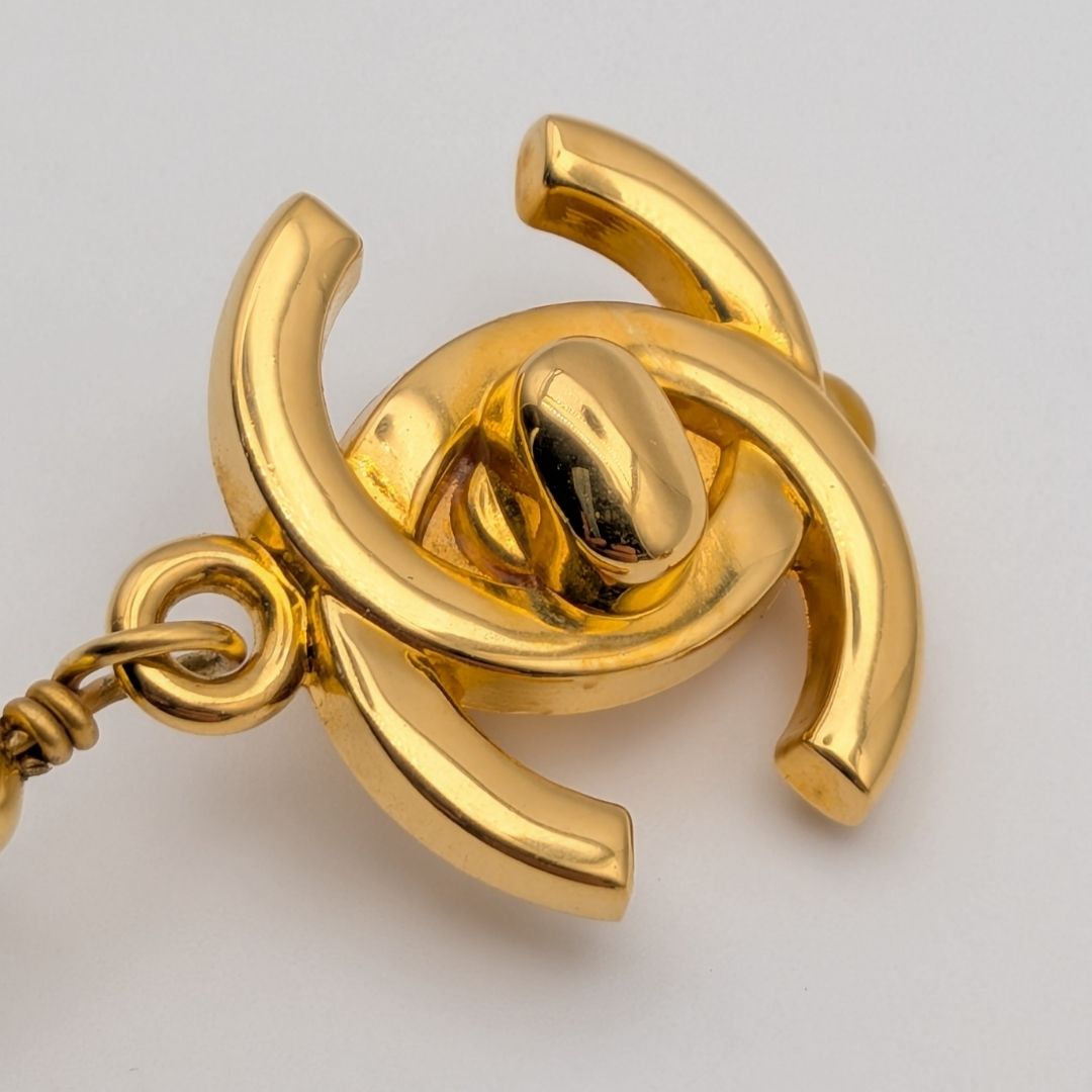 Chanel 95P Earrings CC Logo Turnlock Gold Faux Pearl Drop Swing Vintage — view 4