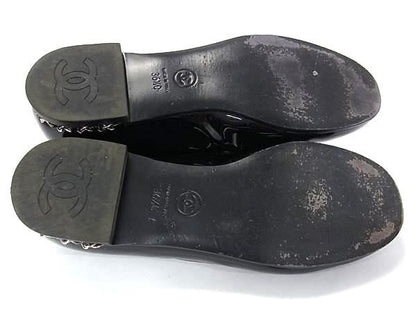Chanel CC Logo Chain Patent Leather Loafers Shoes Black — view 4