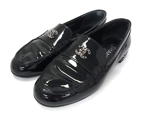 Chanel CC Logo Chain Patent Leather Loafers Shoes Black