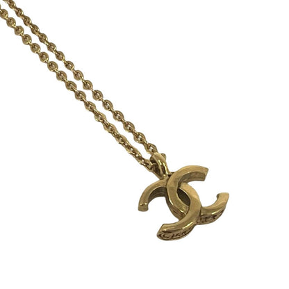 Chanel Vintage CC Logo Chain Necklace Gold — view 4