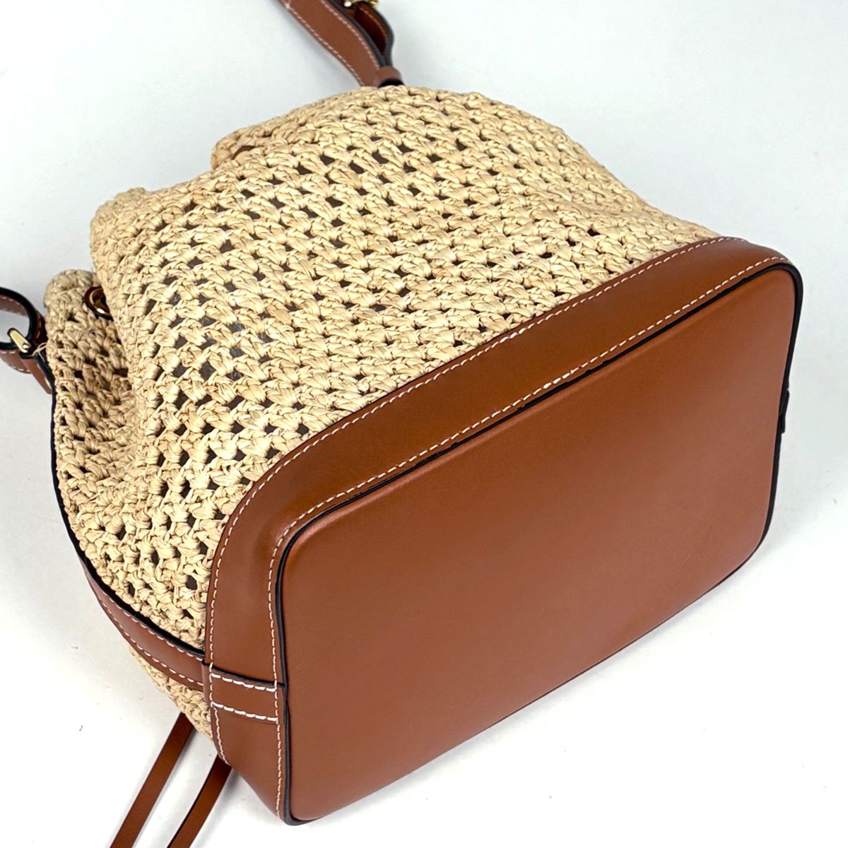 Louis Vuitton Noe BB Shoulder Bag Drawstring Raffia Natural — view 2