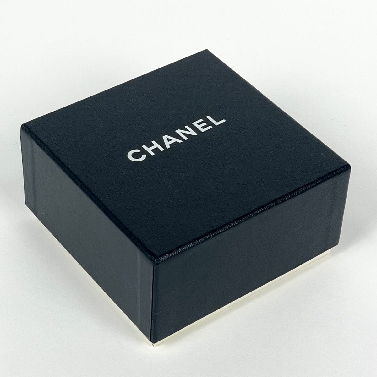 Chanel Bangle Camellia Plastic Clear Yellow White Bracelet — view 5