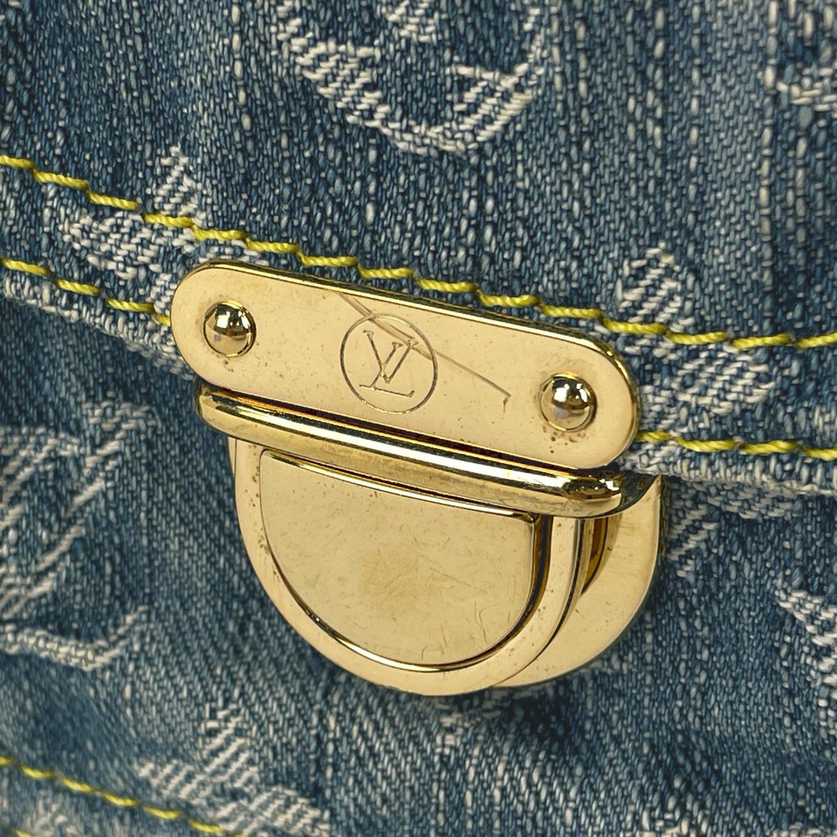 Louis Vuitton Baggy PM Shoulder Bag Monogram Denim Blue — view 4