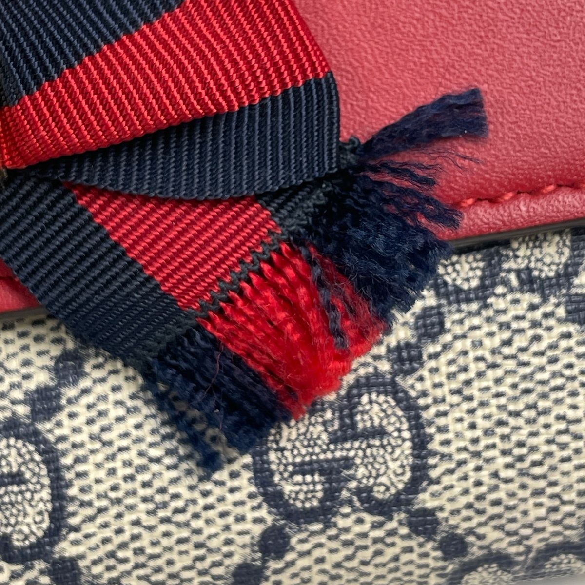 Gucci Wallet GG Pattern Bifold Ribbon Supreme Navy — view 5