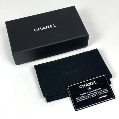 Chanel Card Case CC Logo Caviar Leather Black — view 6