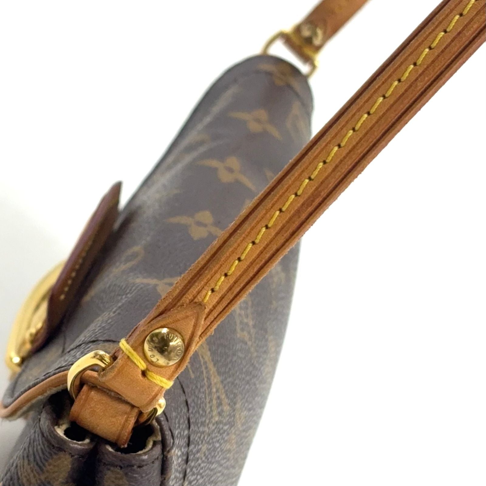 Louis Vuitton Pochette Beverly Monogram Leather Brown Light Shoulder Bag Gold — view 8