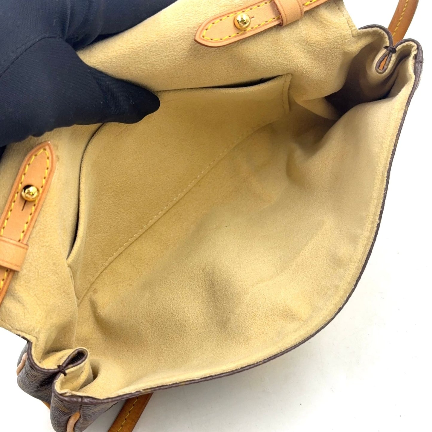 Louis Vuitton Pochette Beverly Monogram Leather Brown Light Shoulder Bag Gold — view 3