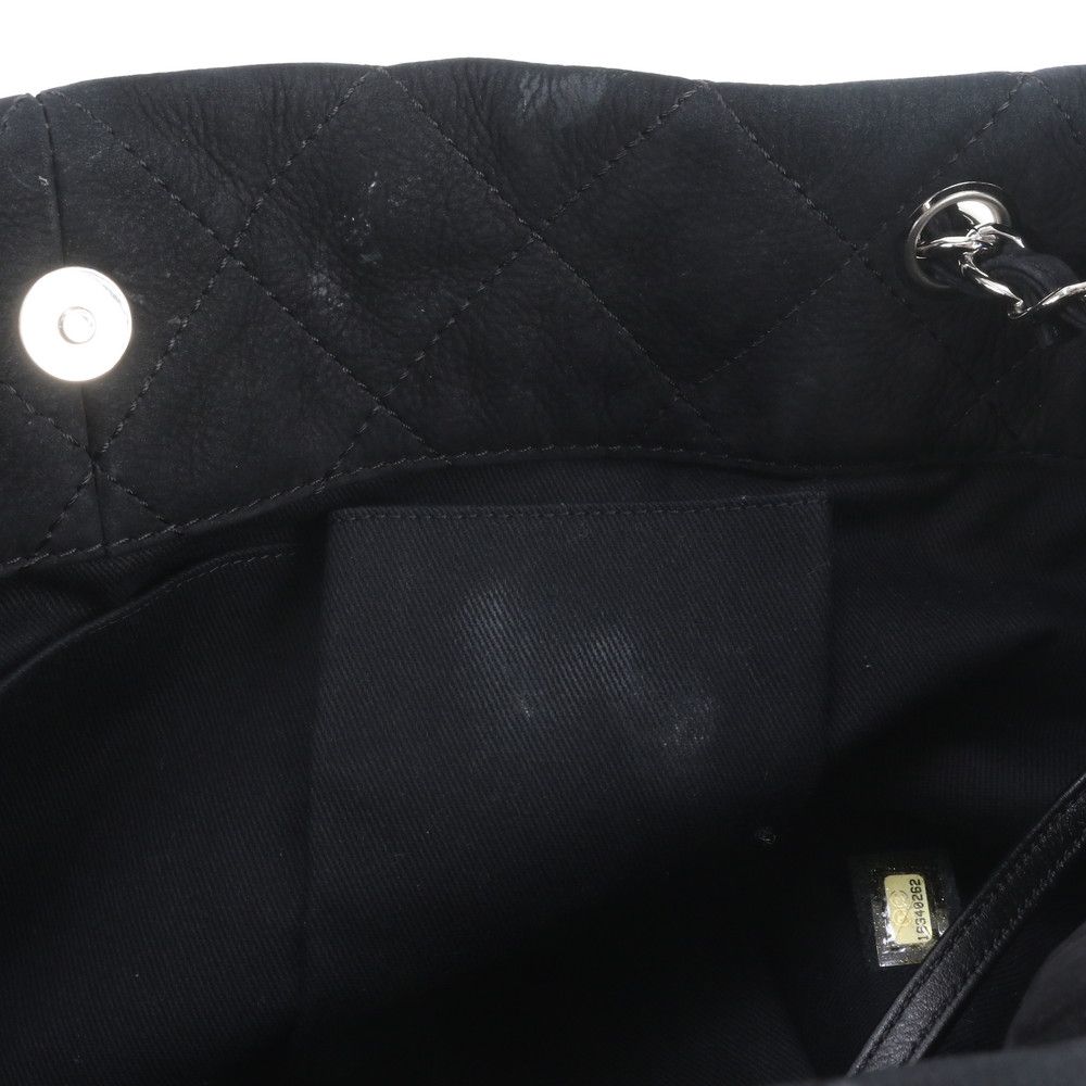 Chanel Quilted Leather Chain Shoulder Bag — view 8