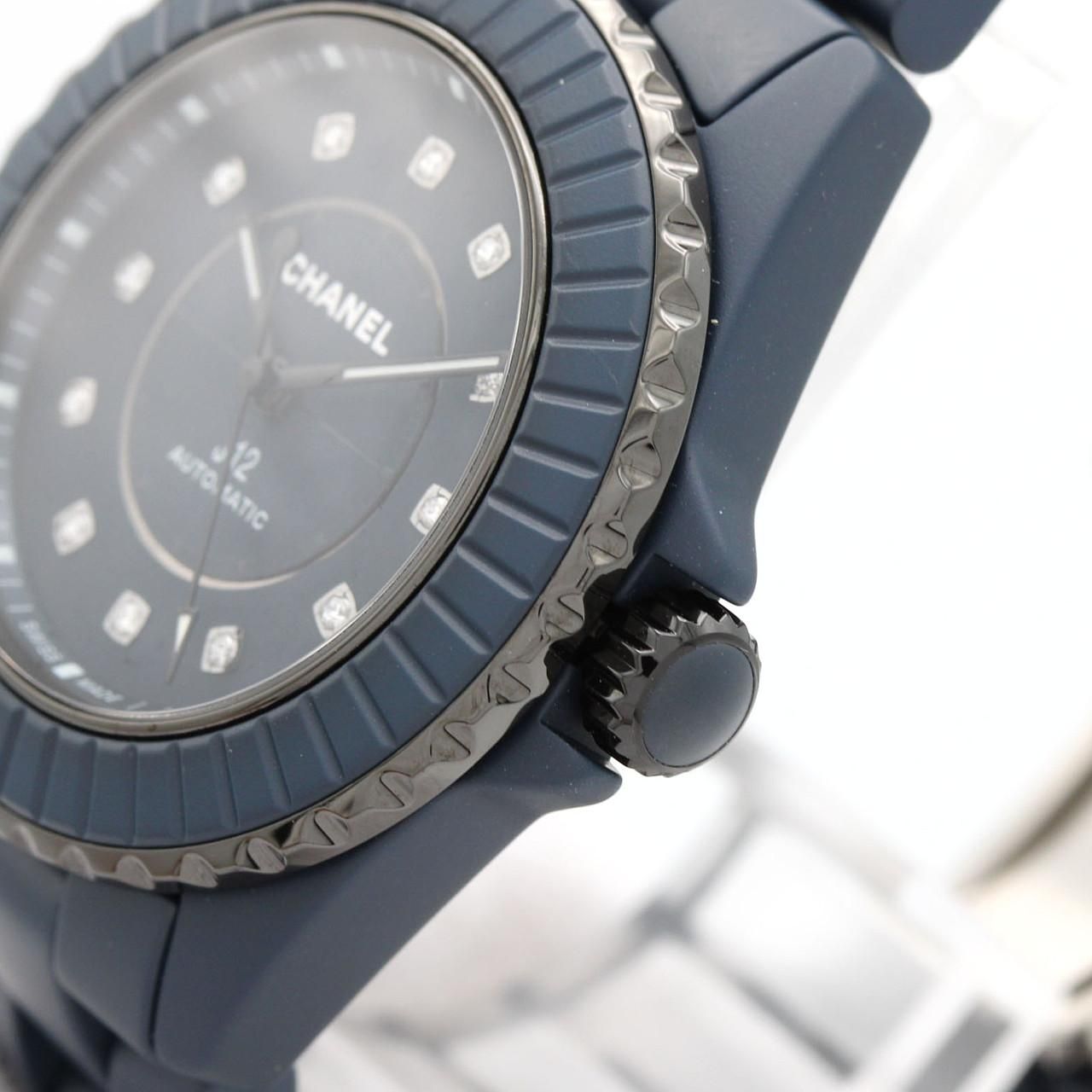 Chanel Caliber 12.2 33 Ceramic Automatic — view 3